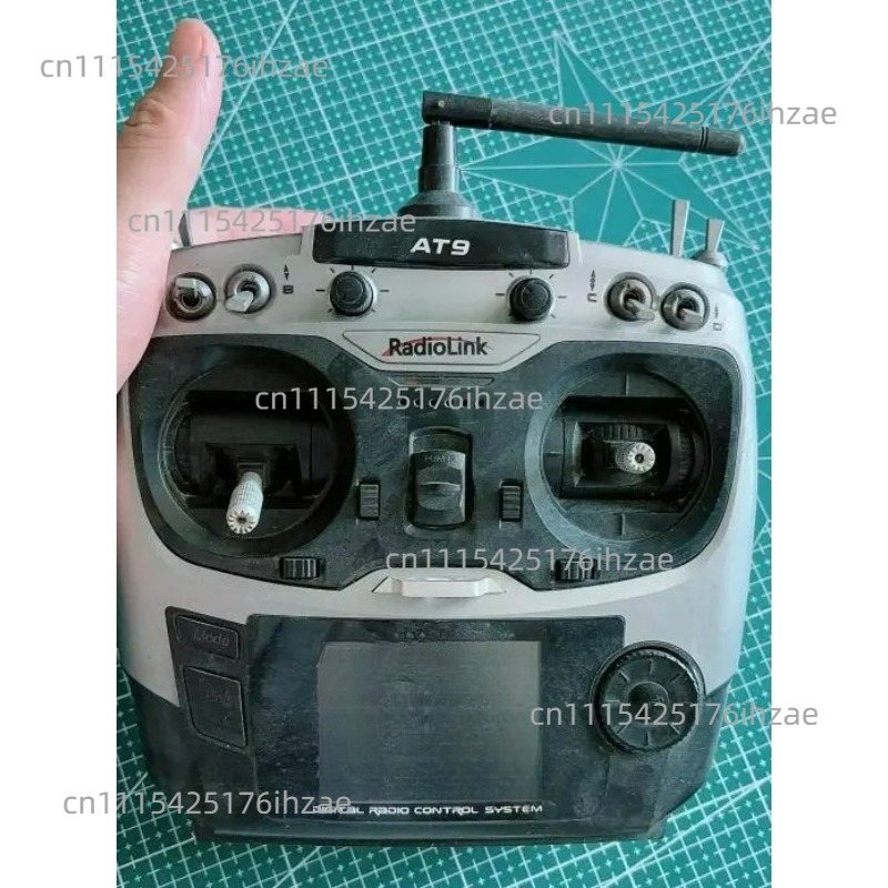 Radiolink AT9 2.4G 2.4GHZ 9 Ca - Rc Hobby Canada avaliação e preço
